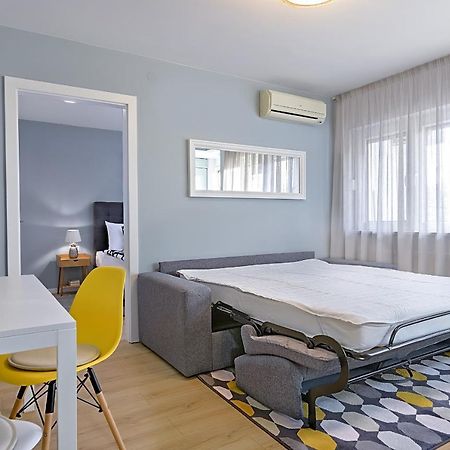Aurelia'S Charming Place With Garage Parking Загреб Екстериор снимка